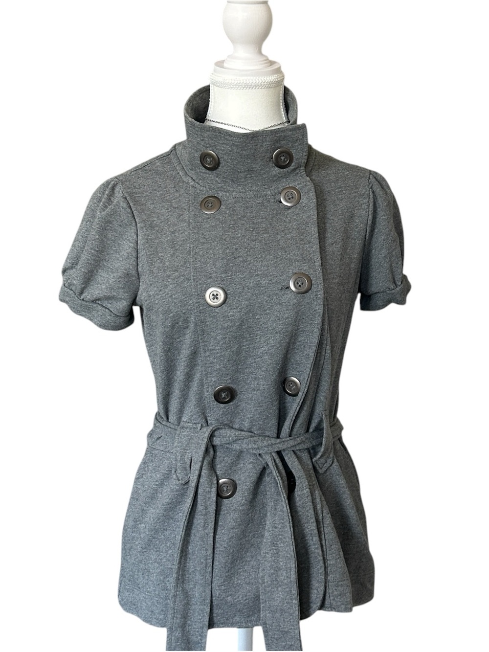 Y2K “Dynamite” Grey Button-up Puff Short Sleeve Style Jacket